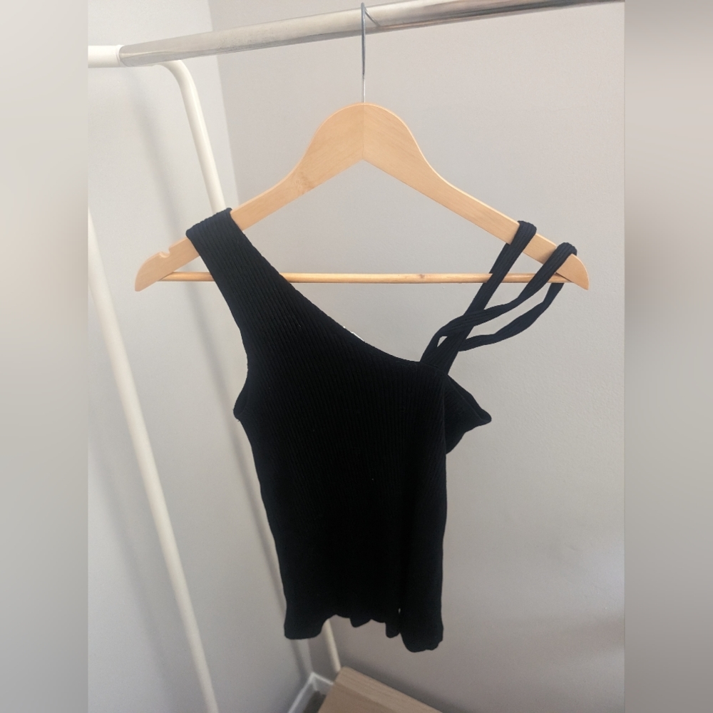 ✨ LNA Ribbed Tank Top 🖤 - Picture 3 of 4